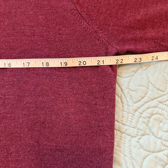 Peter Millar Crown Soft Men's Burgundy V-Neck Sweater Merino Wool/Silk Blend EUC - Picture 5 of 7